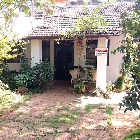 Rodrigues Guest House Calangute Dış mekan fotoğraf