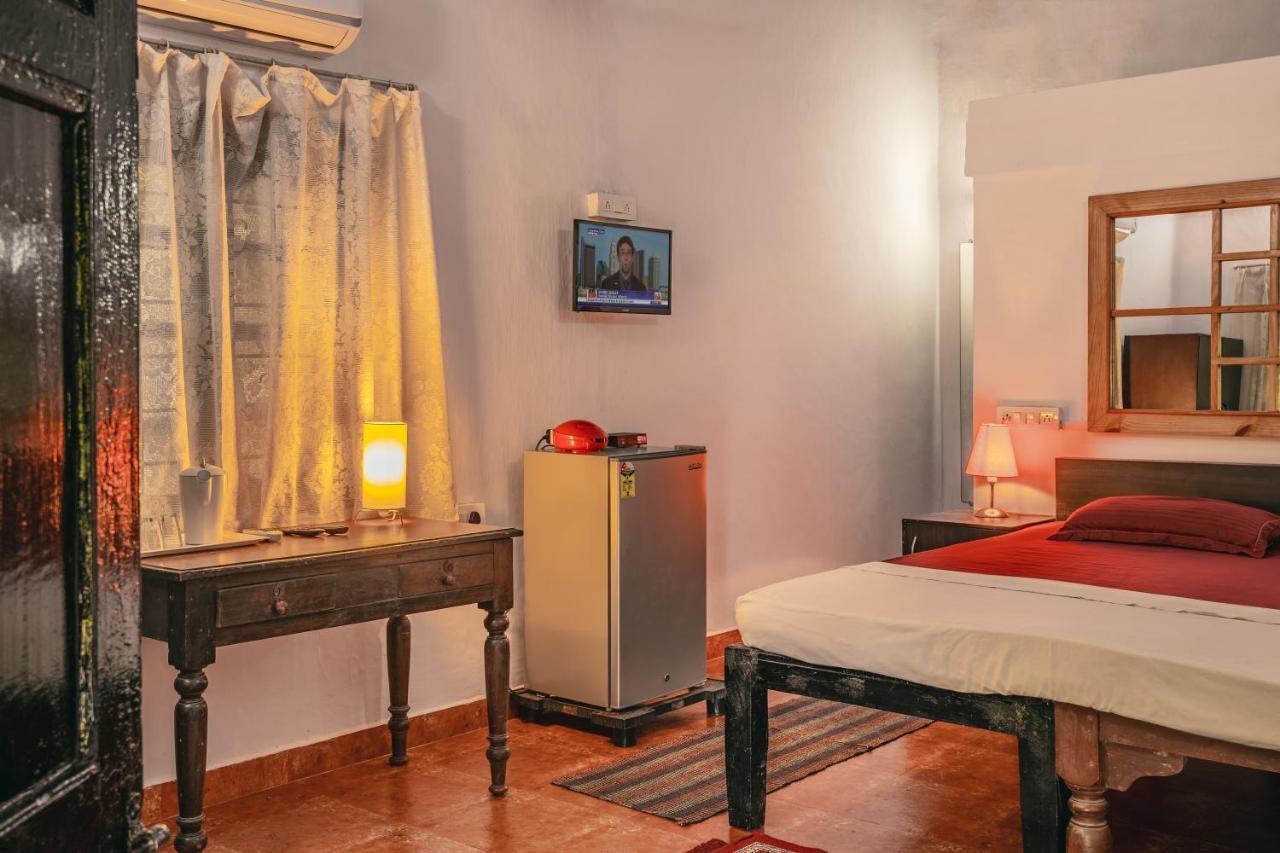 Rodrigues Guest House Calangute Dış mekan fotoğraf